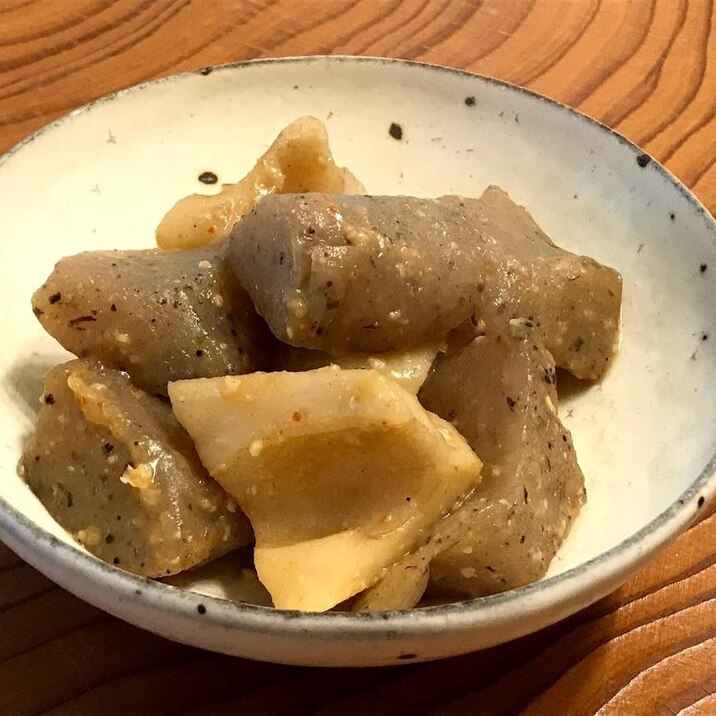 簡単作り置き!こんにゃくとれんこんのピリ辛味噌煮